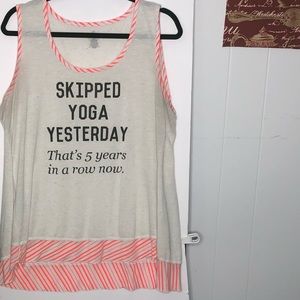 Hannah tank Skipped Yoga size XL